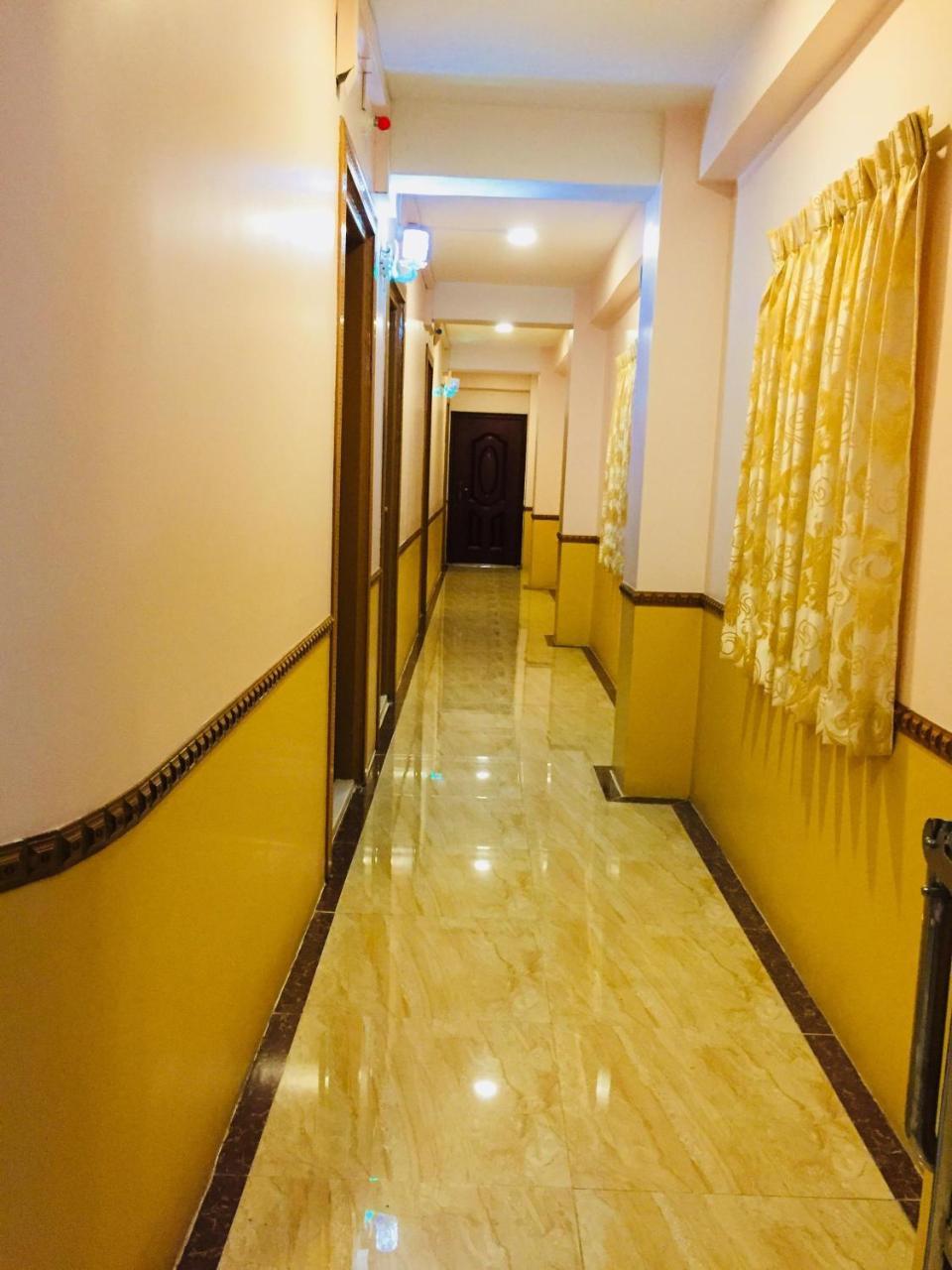 C & Y Hotel Yangon Dış mekan fotoğraf