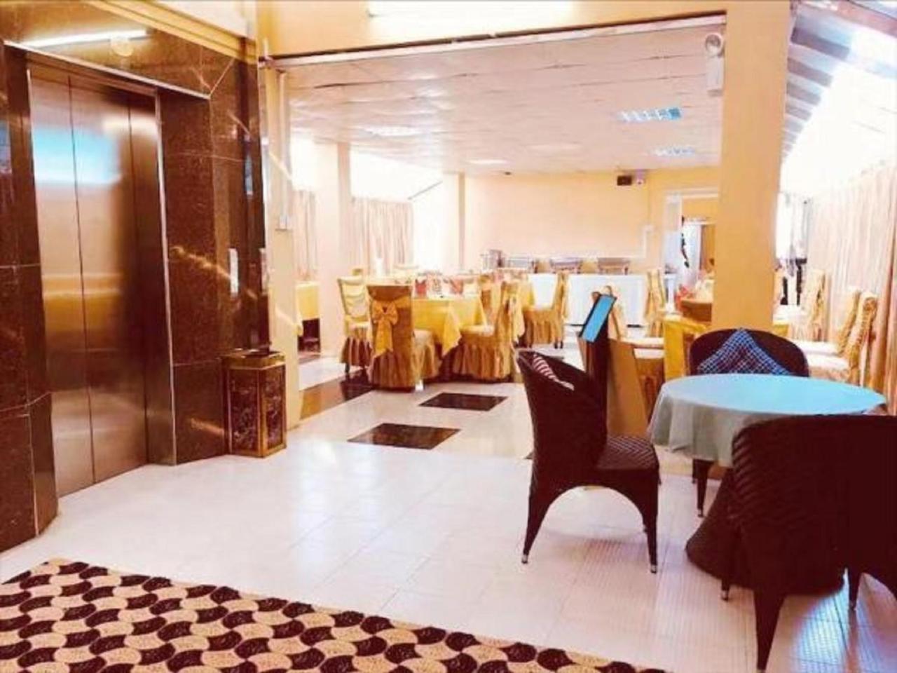 C & Y Hotel Yangon Dış mekan fotoğraf
