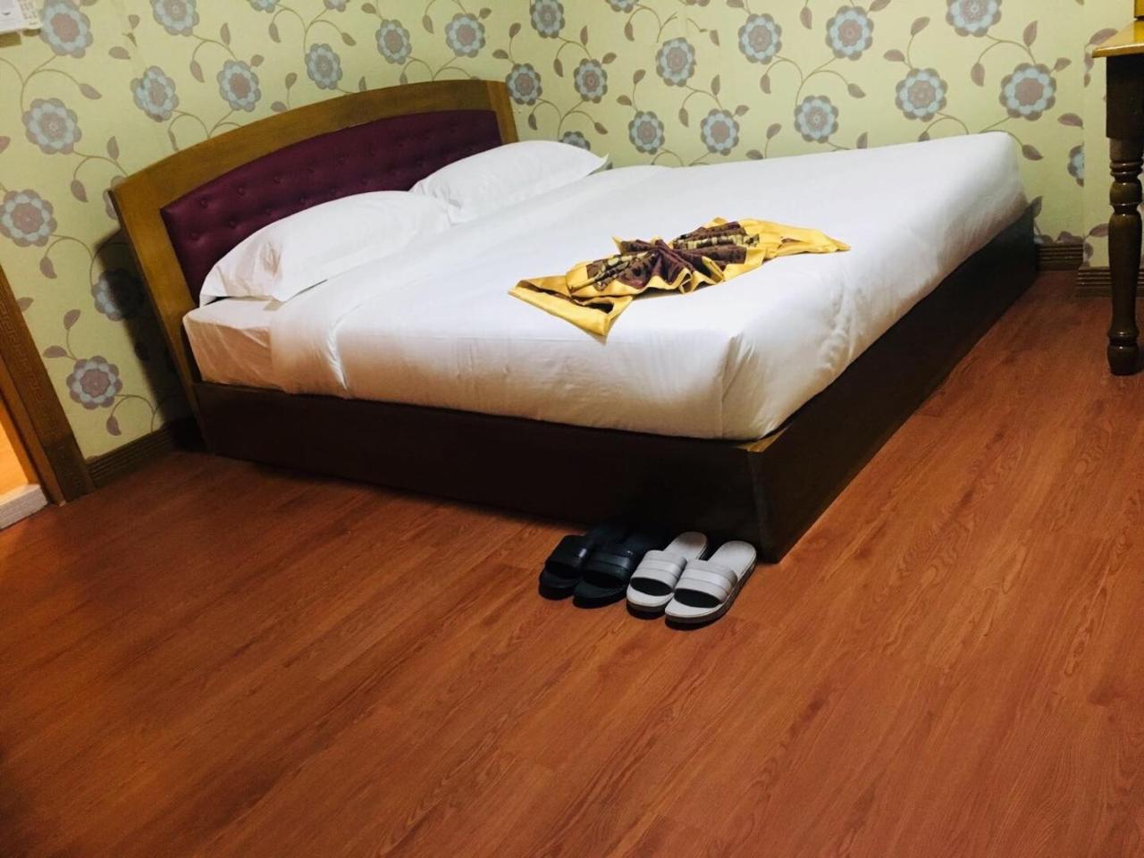 C & Y Hotel Yangon Dış mekan fotoğraf