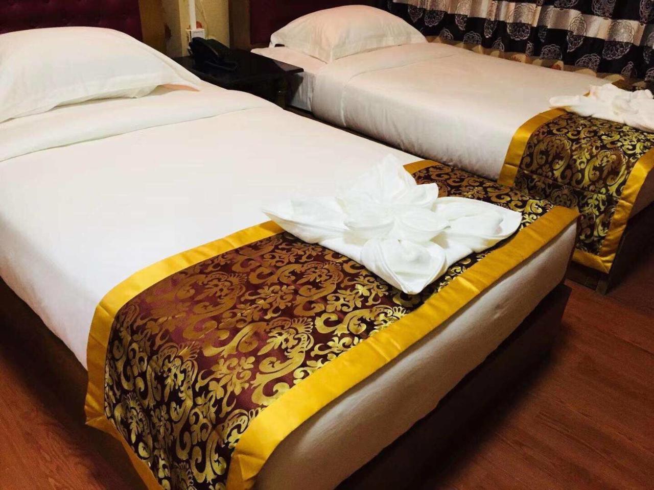 C & Y Hotel Yangon Dış mekan fotoğraf